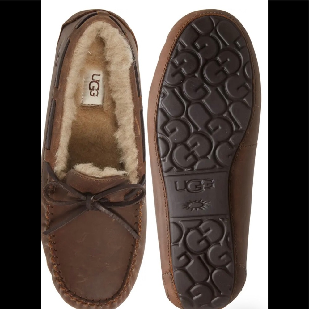 Olsen Moccasin UGGpure Lined Slipper
UGG®